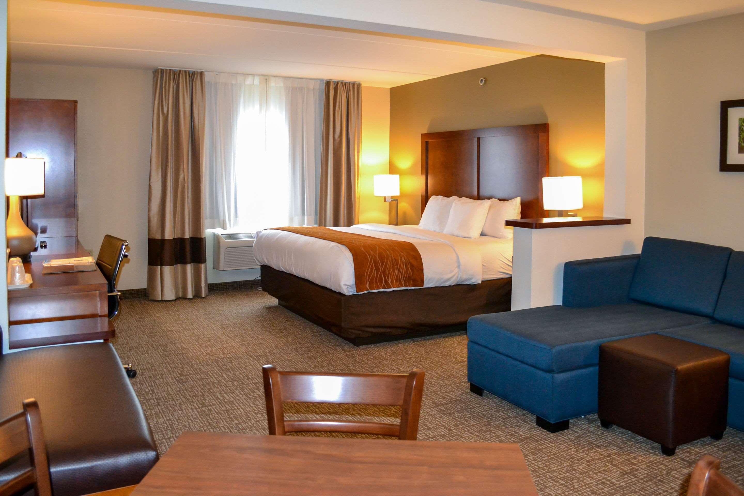 Comfort Inn & Suites Wilkes Barre - Arena Luaran gambar