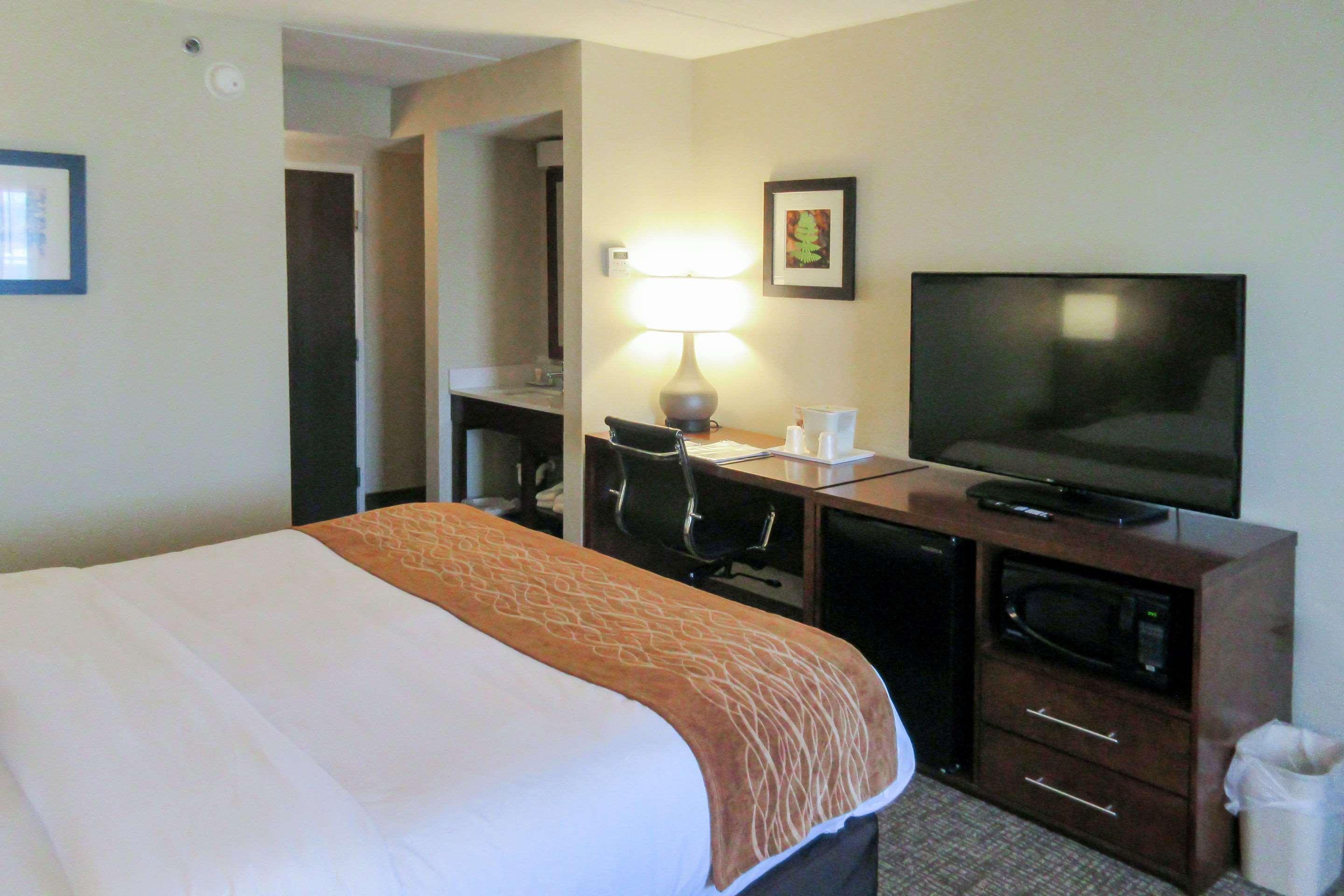 Comfort Inn & Suites Wilkes Barre - Arena Luaran gambar