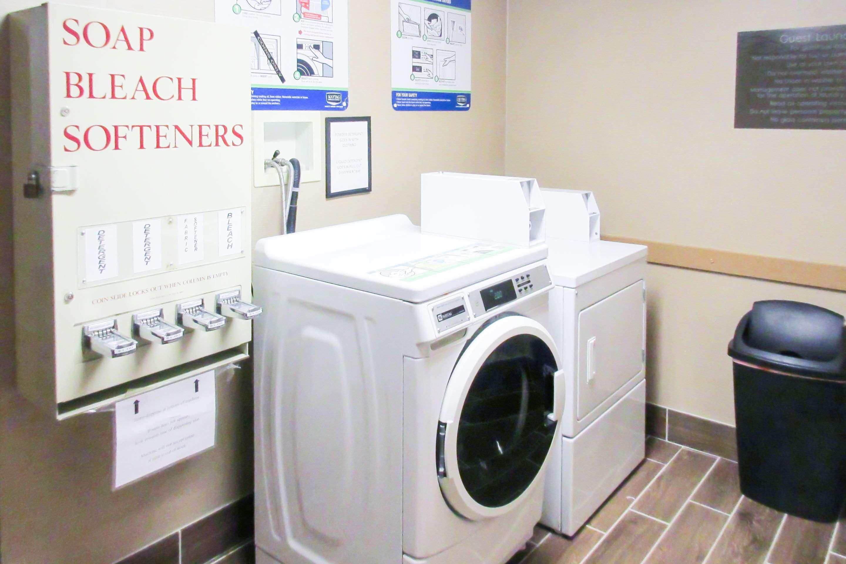 Comfort Inn & Suites Wilkes Barre - Arena Luaran gambar