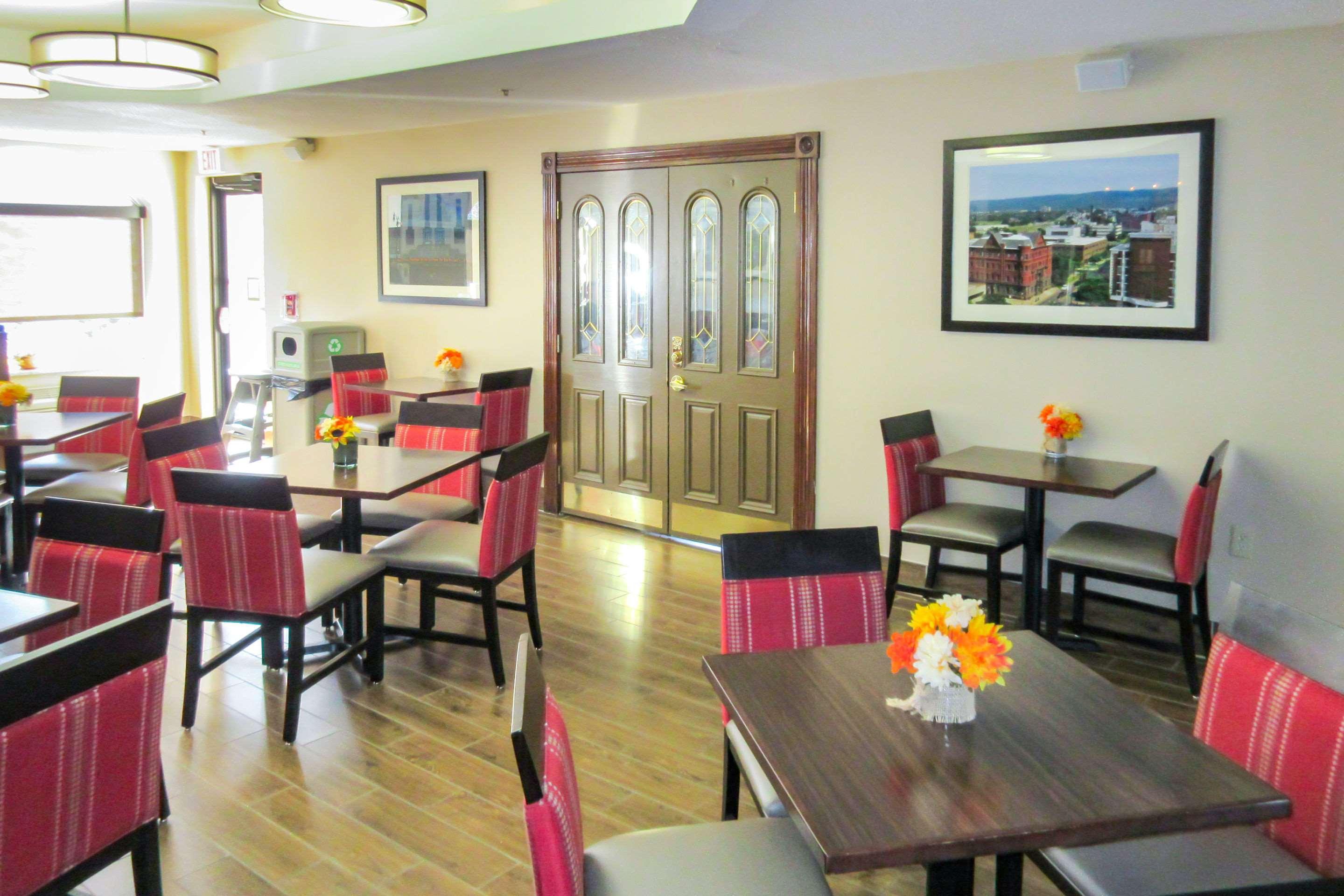 Comfort Inn & Suites Wilkes Barre - Arena Luaran gambar