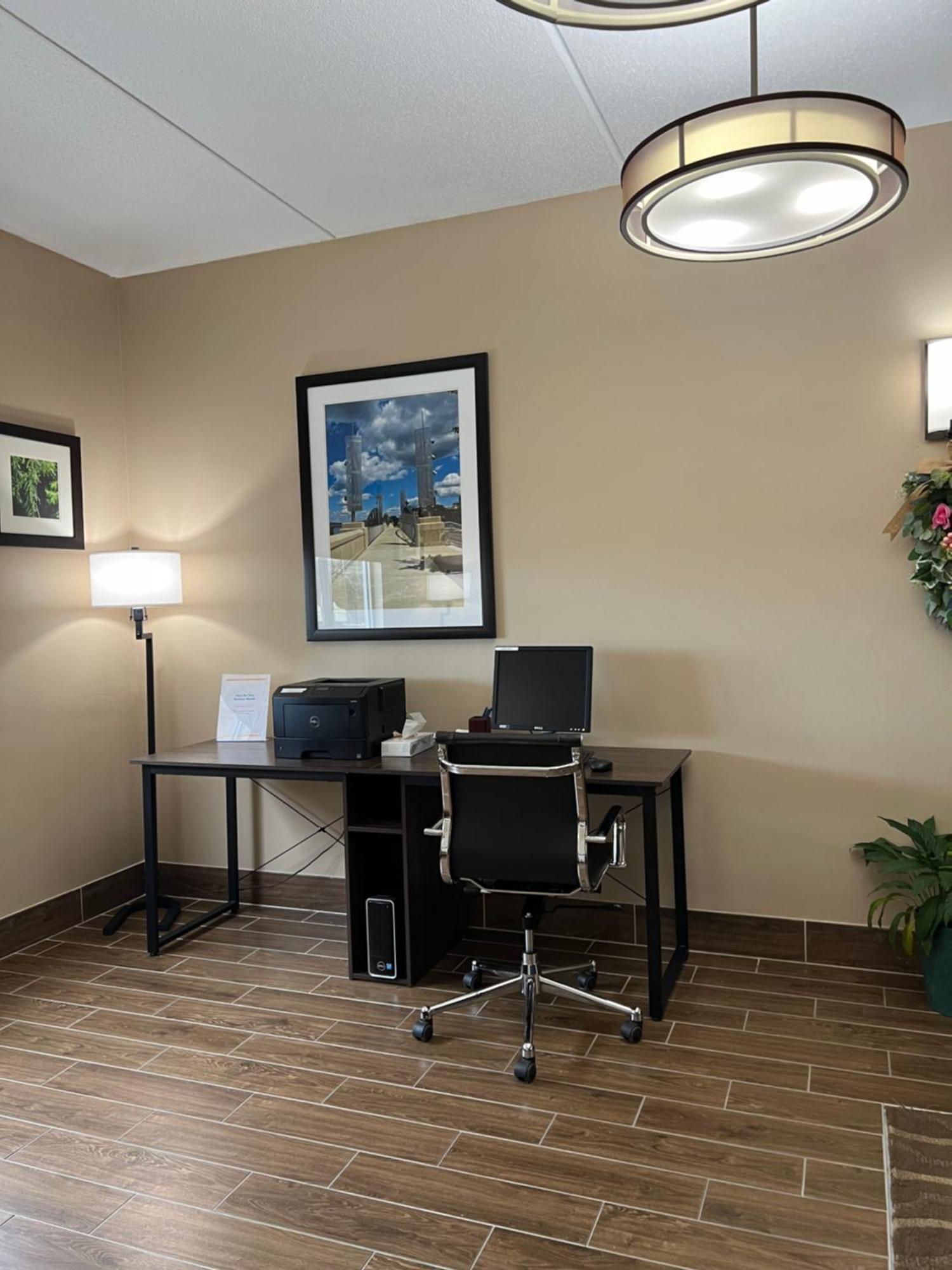 Comfort Inn & Suites Wilkes Barre - Arena Luaran gambar