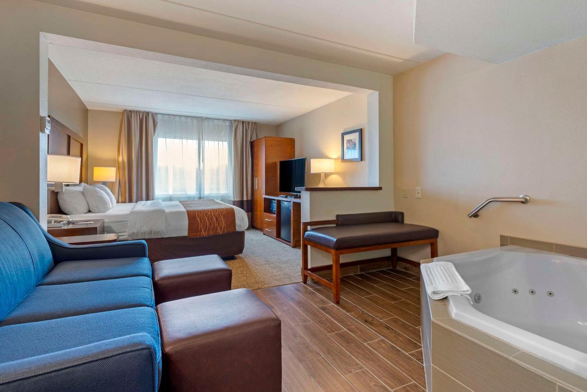 Comfort Inn & Suites Wilkes Barre - Arena Luaran gambar