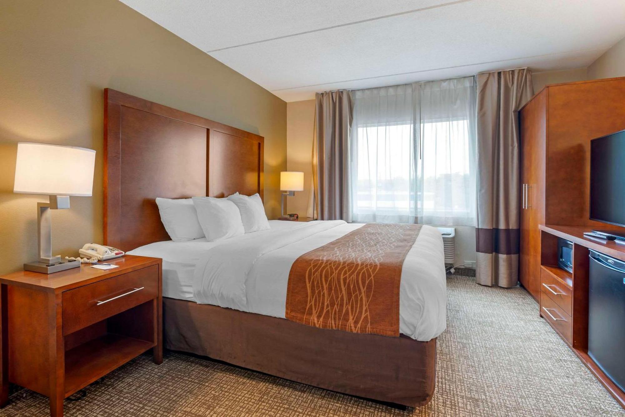 Comfort Inn & Suites Wilkes Barre - Arena Luaran gambar