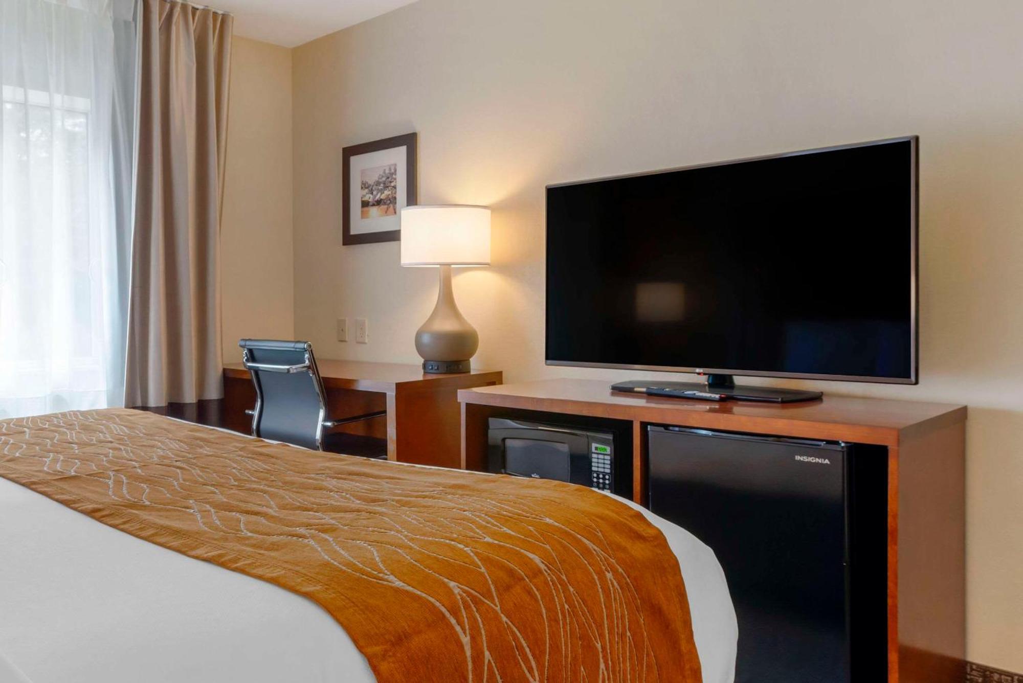 Comfort Inn & Suites Wilkes Barre - Arena Luaran gambar