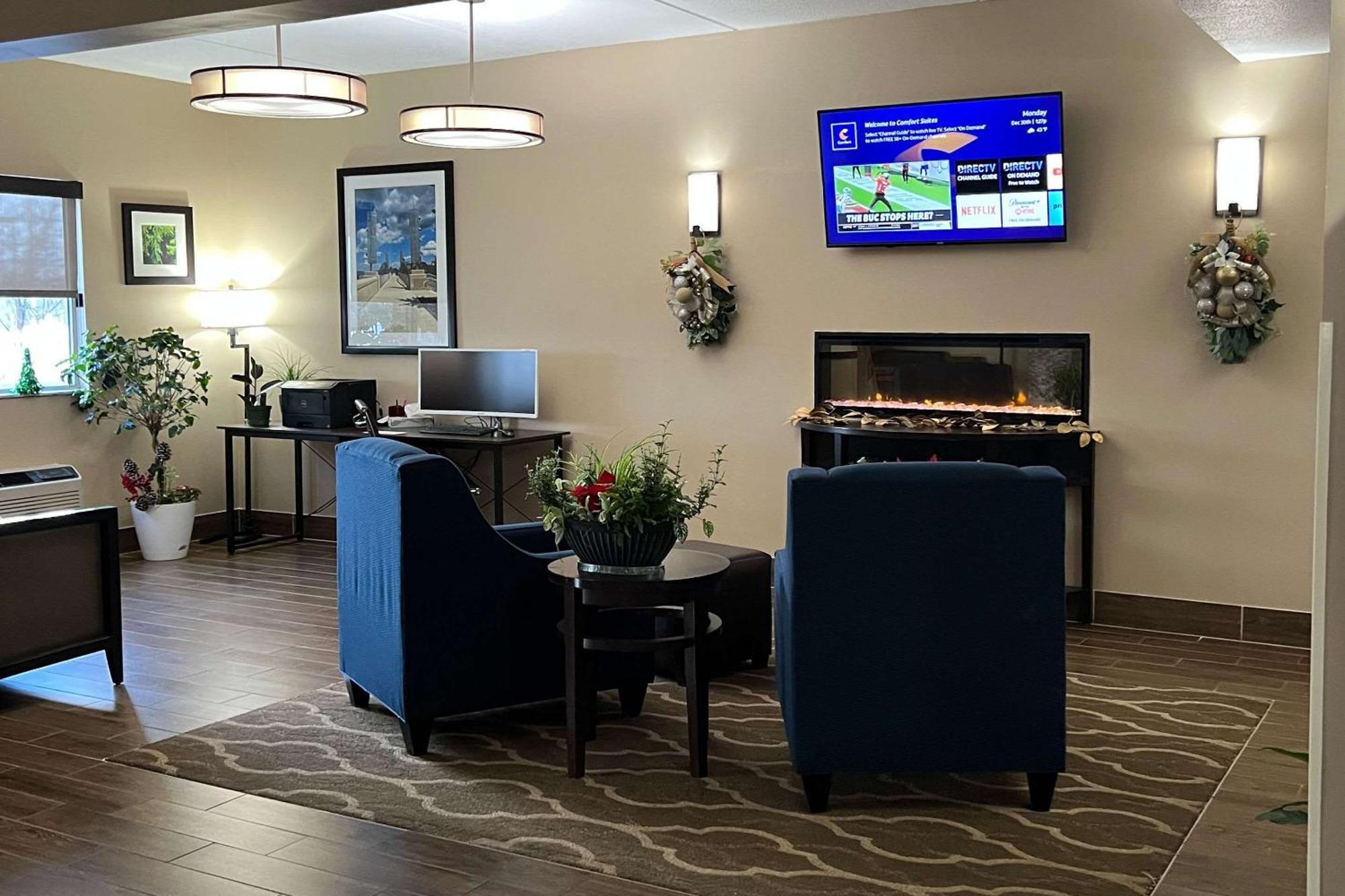 Comfort Inn & Suites Wilkes Barre - Arena Luaran gambar