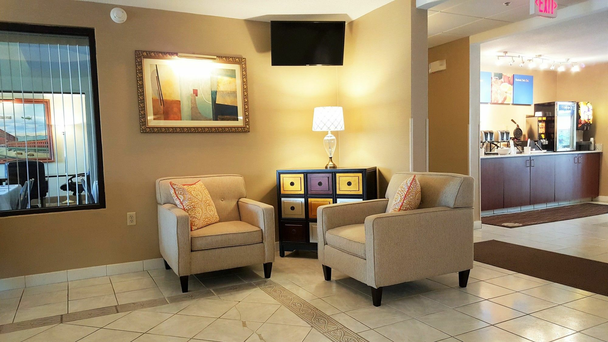 Comfort Inn & Suites Wilkes Barre - Arena Luaran gambar